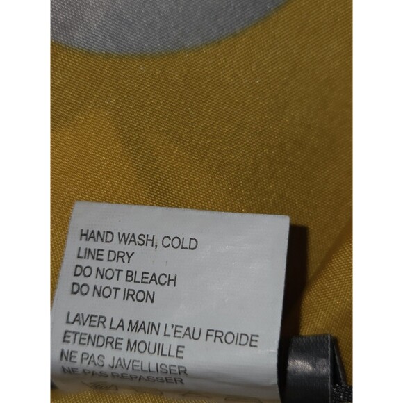 Harry Potter HUFFLEPUFF Hanging Wall Banner Flag‎ 30" X 50" Warner Brothers - Picture 5 of 7